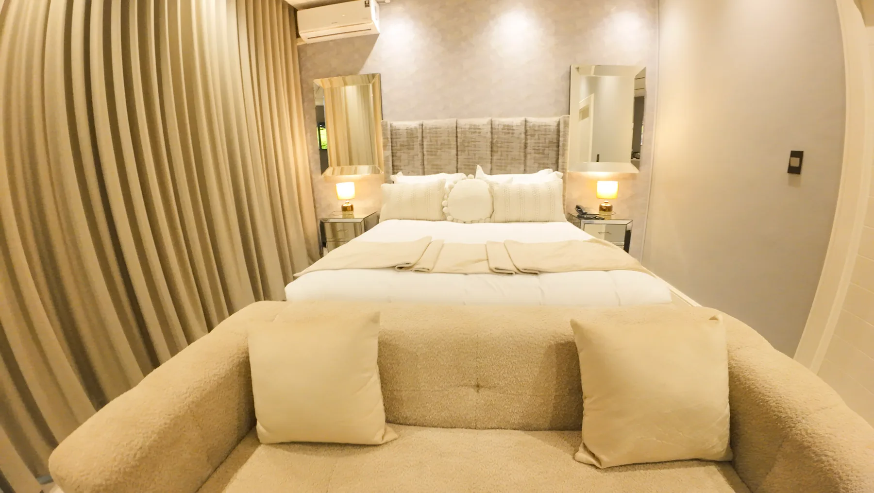 Interior de habitación de hotel
