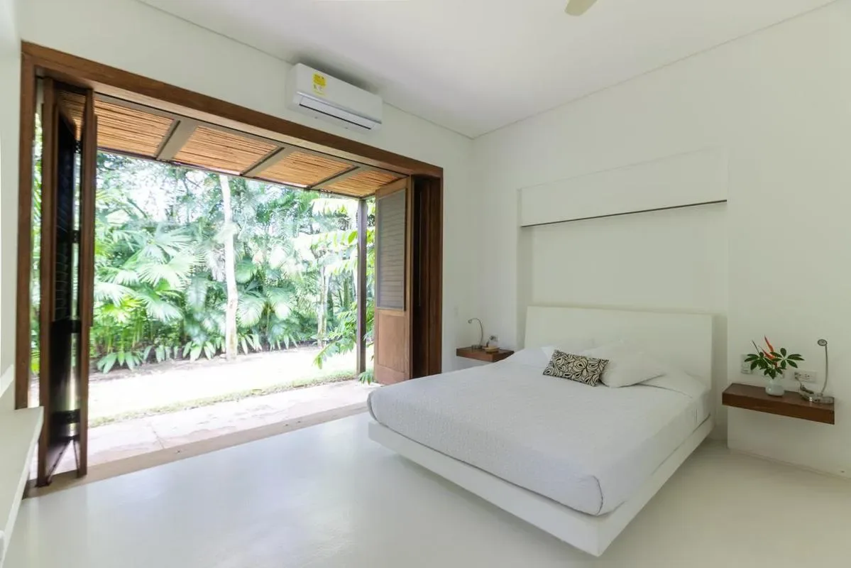 Beautiful 4BR Villa at Mesa de Yeguas