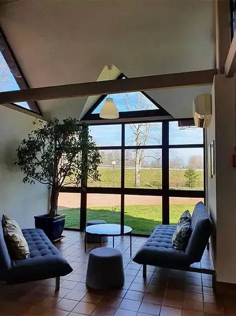 Salón de recepción con vistas