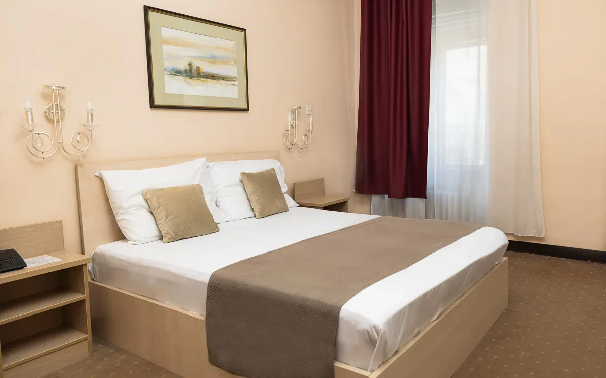 Habitación con cama doble