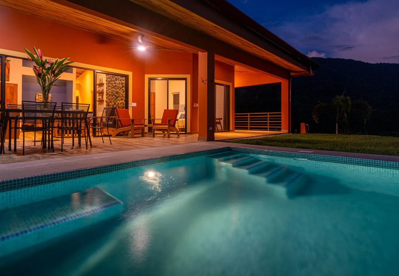 Villa in Ojochal - Epic Ocean-to-Mountain Views | 24/7 Gated Community | Private | Villa Roca