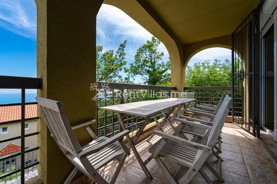 VILLA MONTE HILL