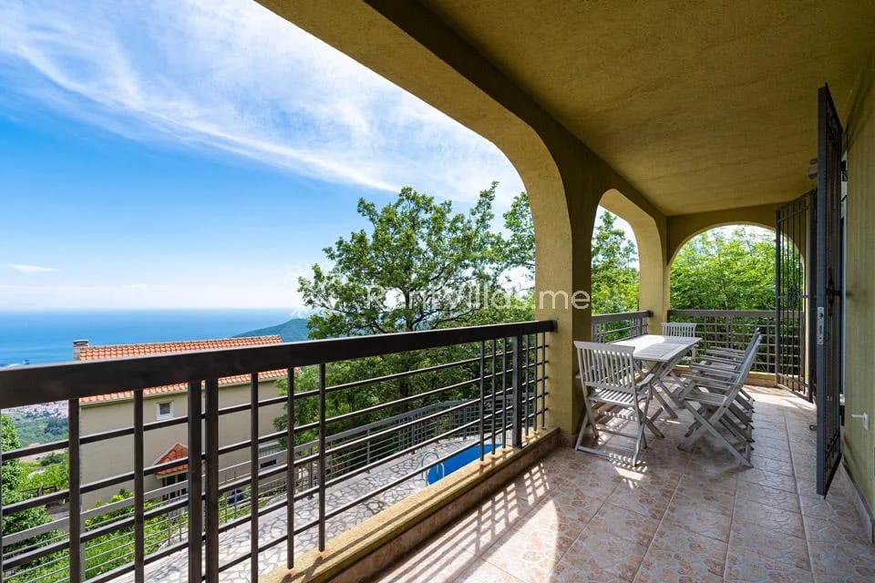 VILLA MONTE HILL