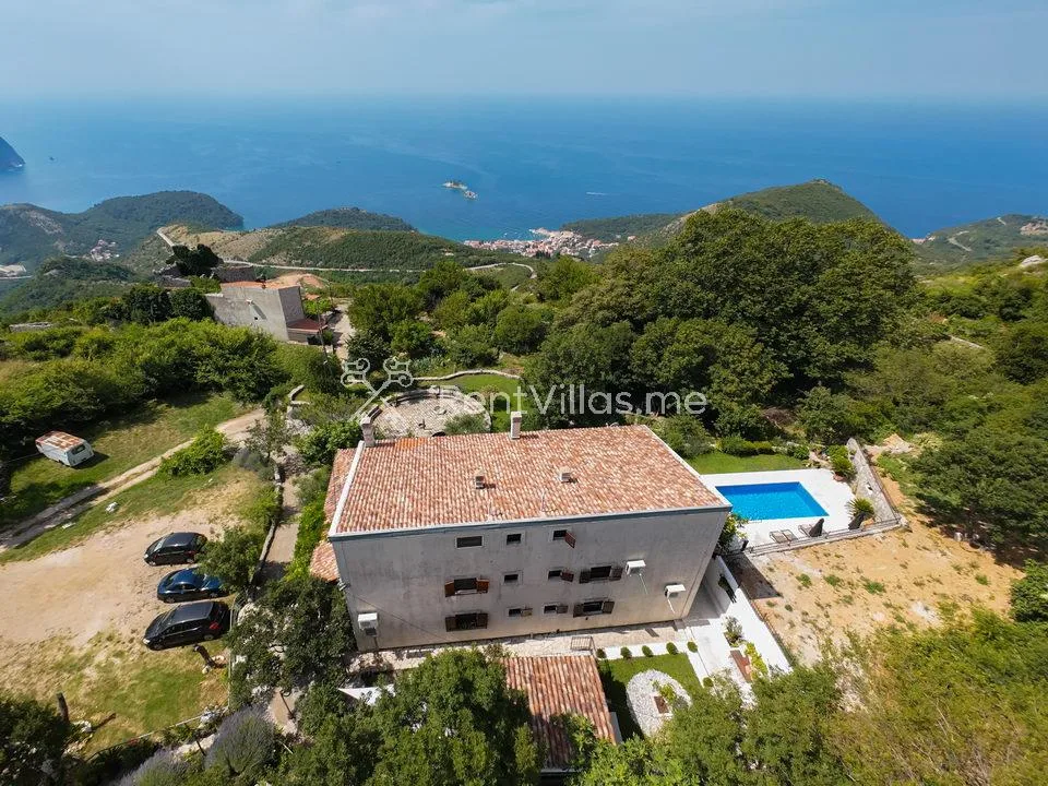 VILLA BRDA