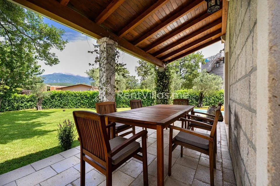 VILLA HELENA