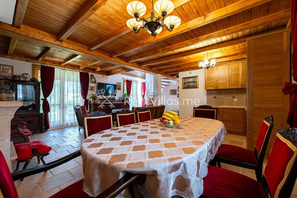 VILLA HELENA