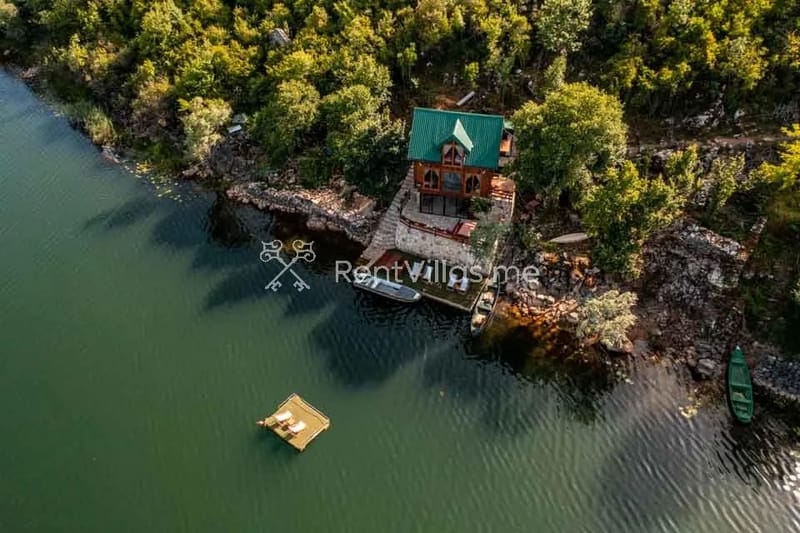 VILLA KATARINA LAGO SKADAR