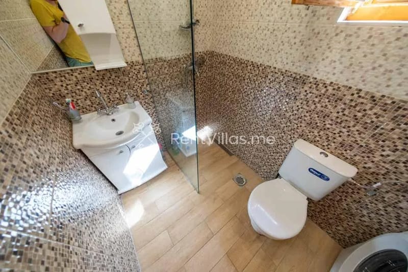 VILLA KATARINA LAGO SKADAR