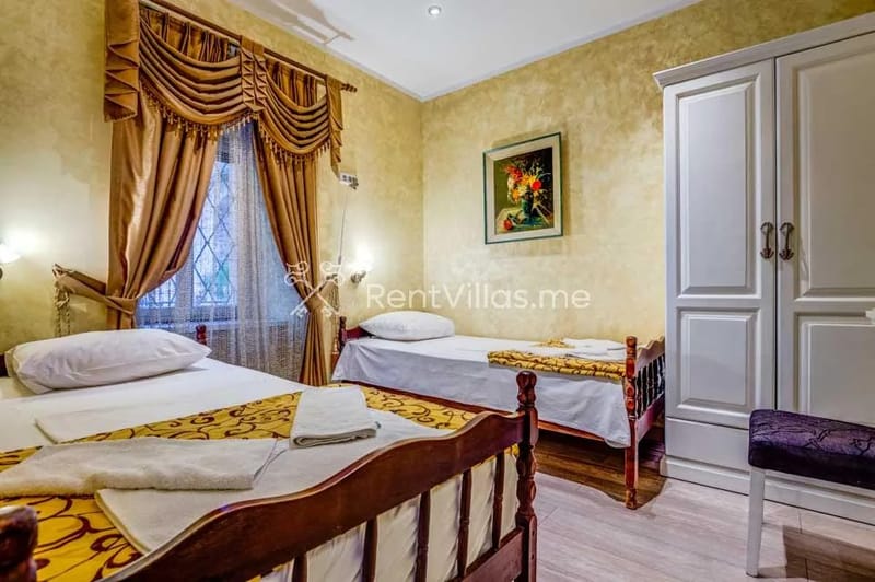 VILLA DONKOVIC