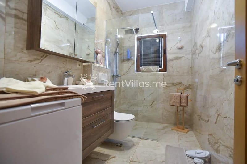 VILLA 177