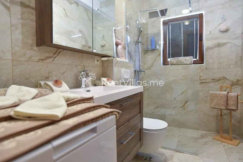 VILLA 177