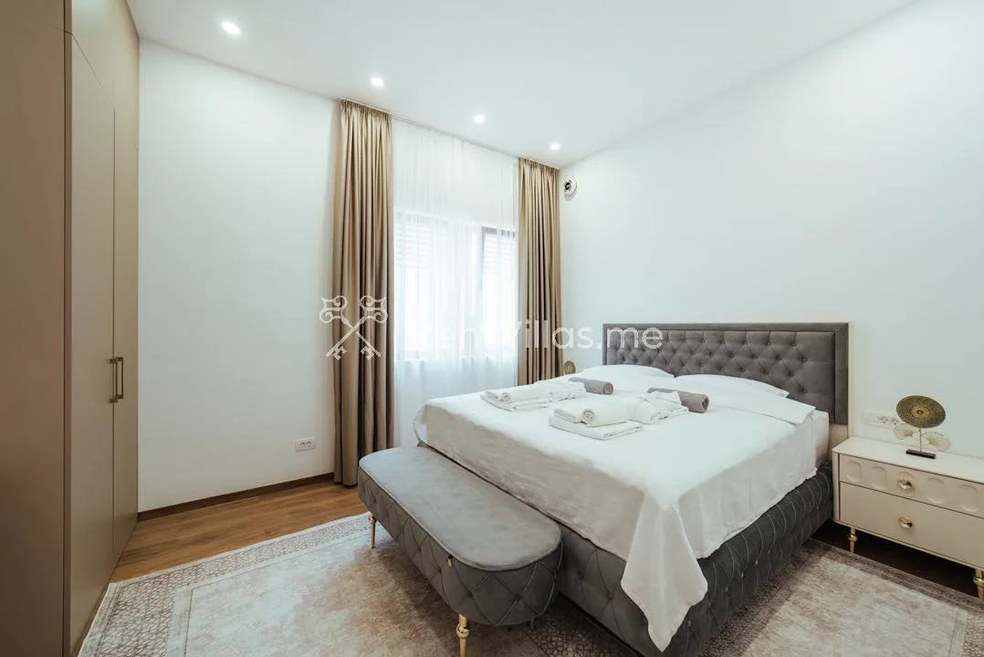 CAPE MONTENEGRO VILLAS
