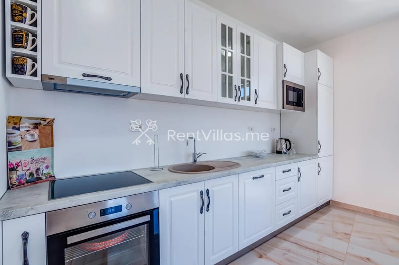 VILLA LEONA