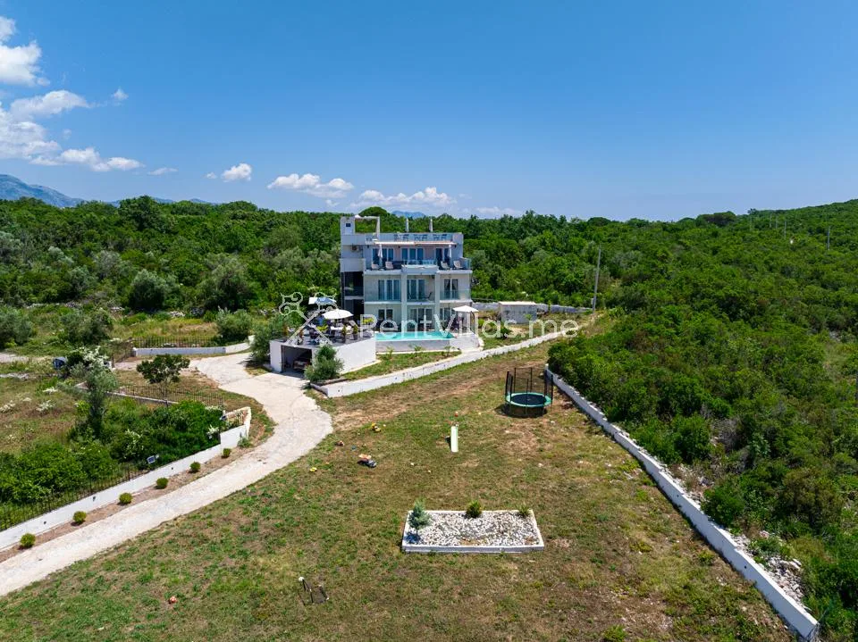 VILLA HACIENDA