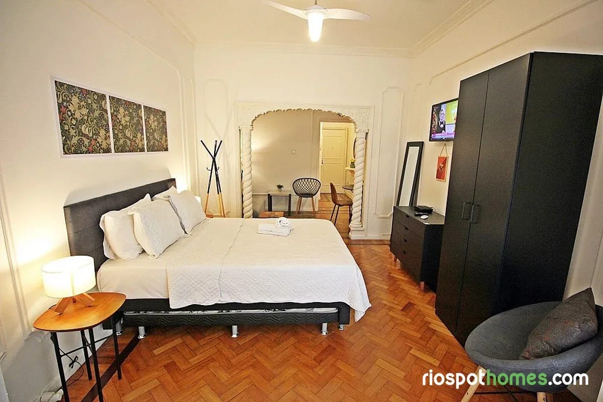 Rio Spot Homes Vintage C051