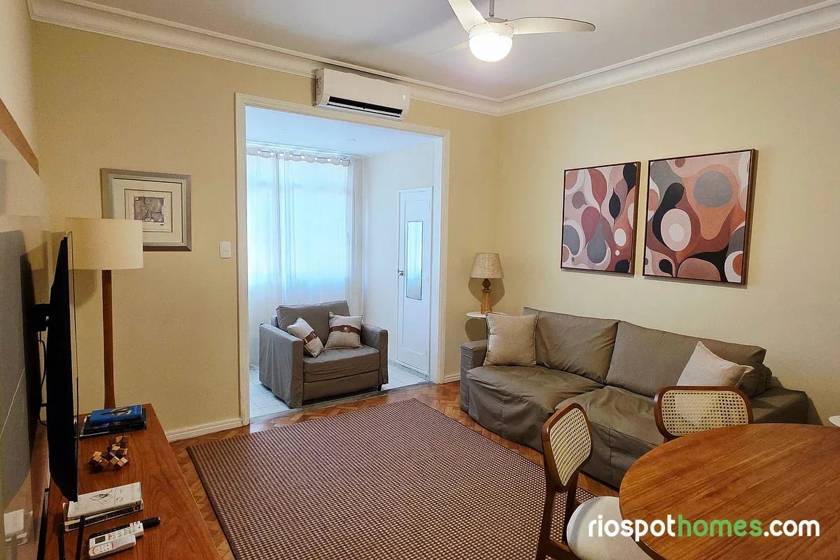 Apartamento Quarto e Sala Reformado em Copacabana