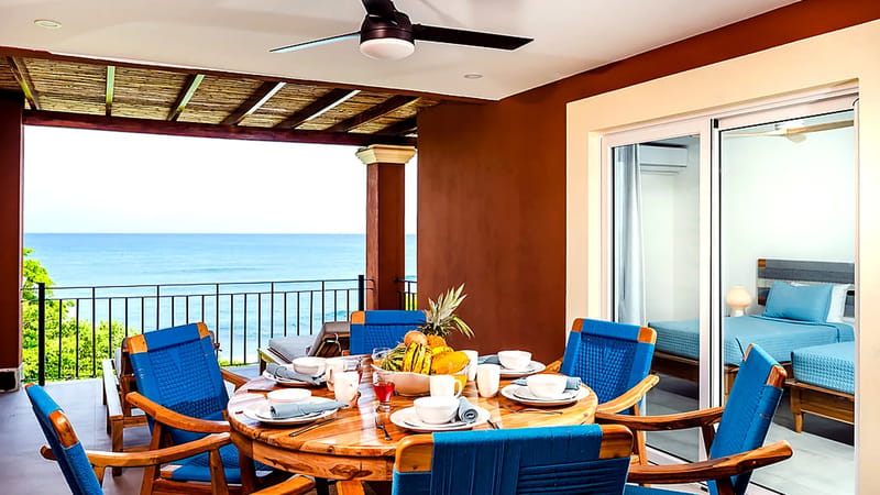 Amazing Beachfront Penthouse in Playa Langosta