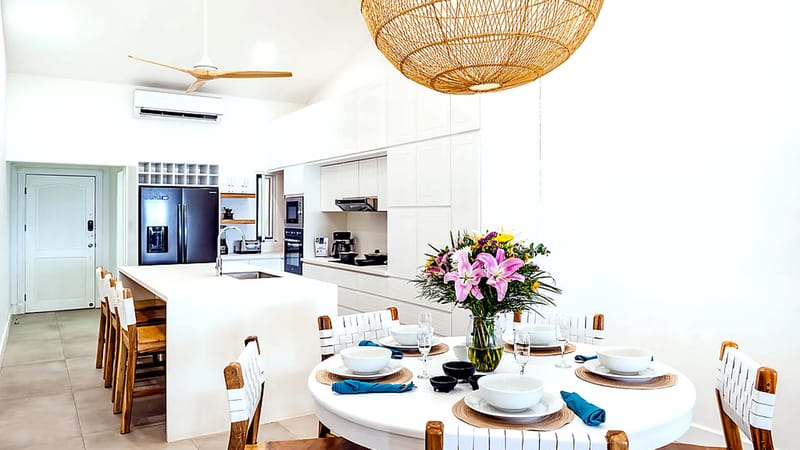 Amazing Beachfront Penthouse in Playa Langosta