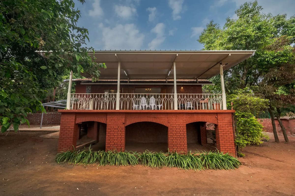 Image 6 of the property