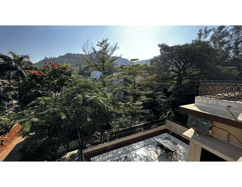 Image 6 of the property