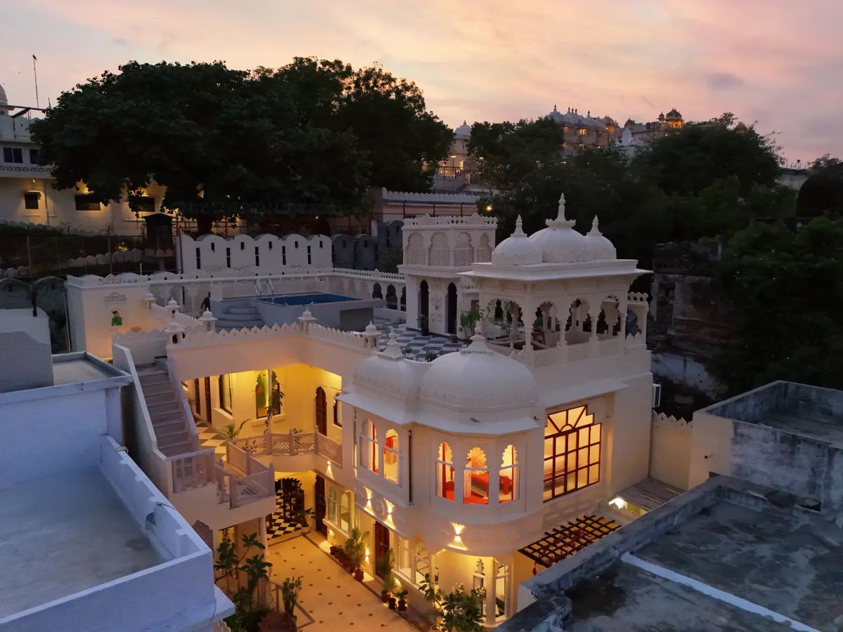 Rang Haveli ( Villa completa )