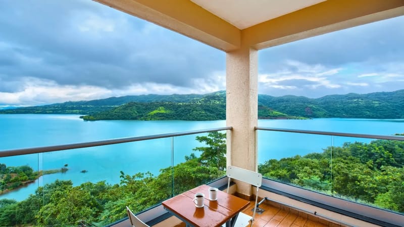 Riverdale - Casa de 4 dormitorios con piscina en Lavasa