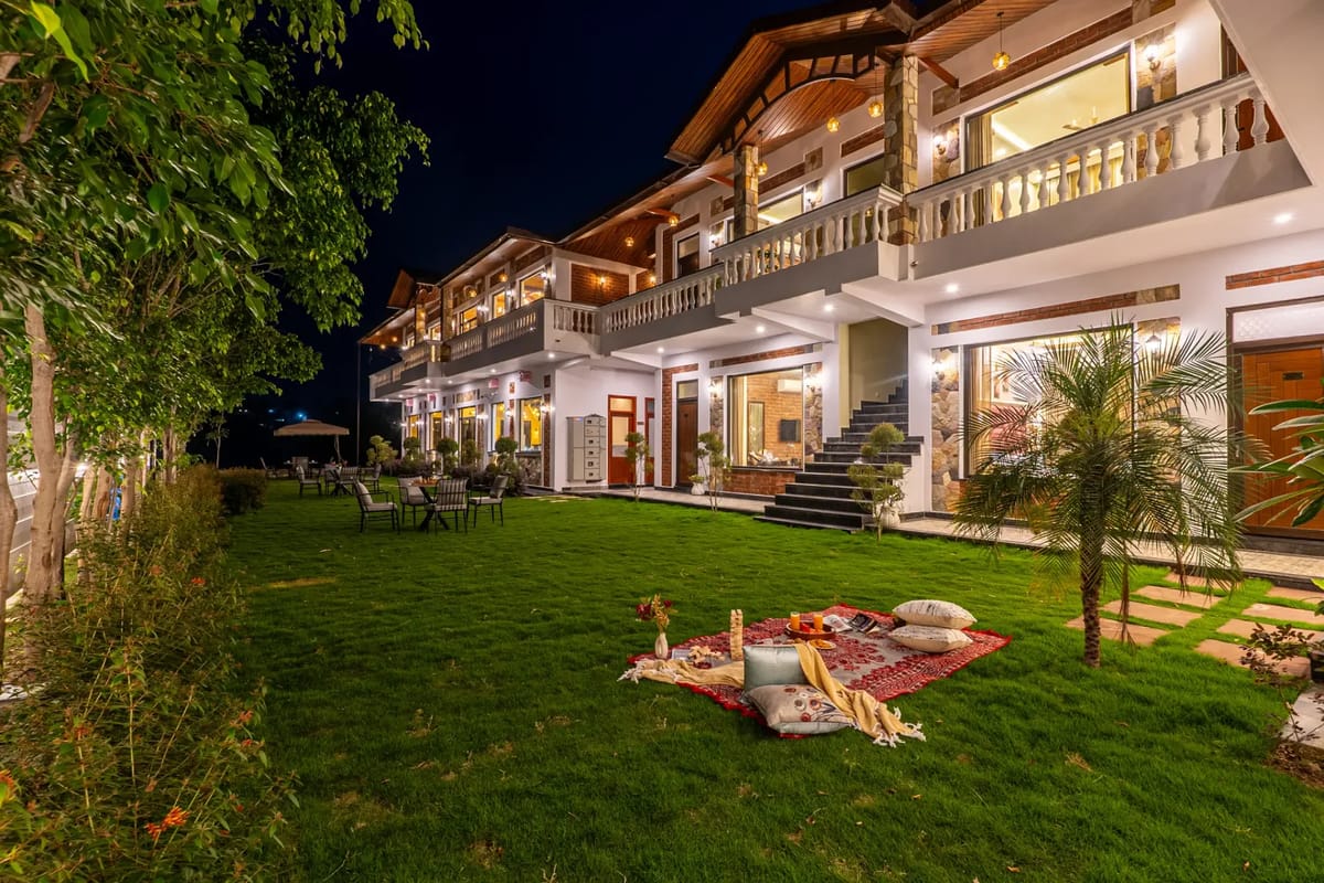 The Tikrola Retreat | 2BR Private Unit