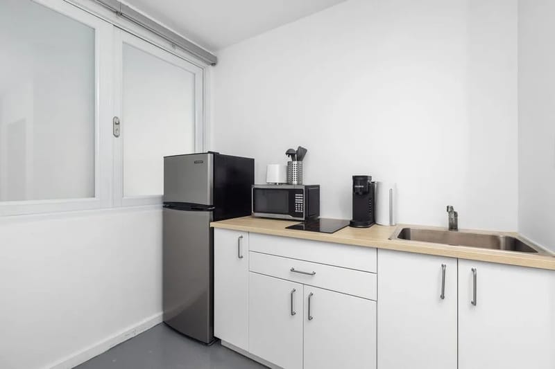 Kitchen dreams come true in this open culinary haven.