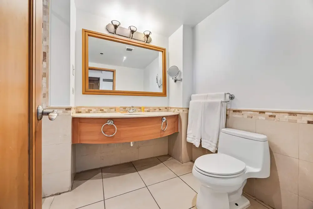 Condado Waterfront | Pool | 3BR Sleeps 8