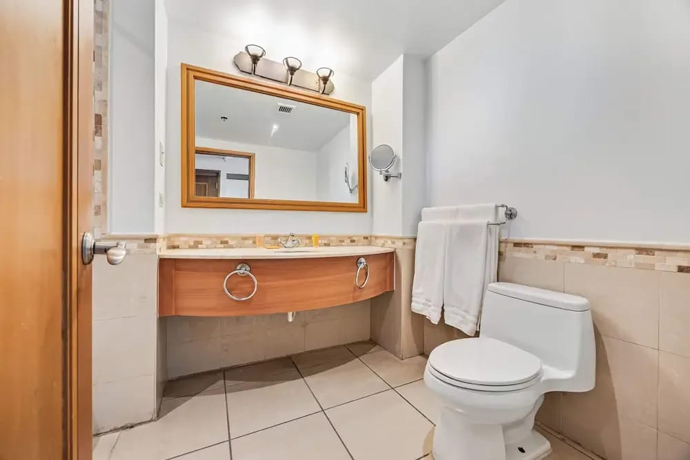 Condado Waterfront | Pool | 3BR Sleeps 8