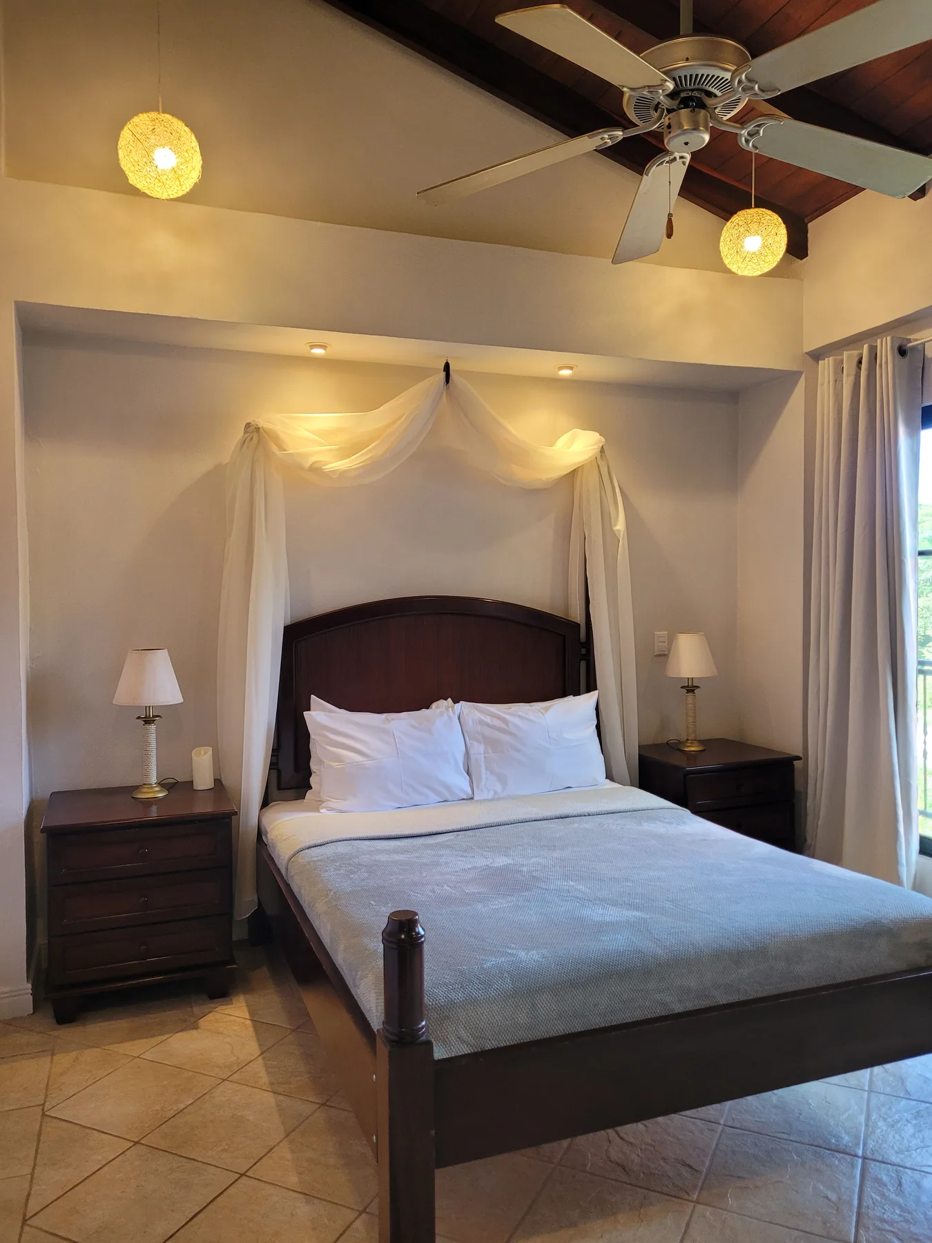 Second bedroom