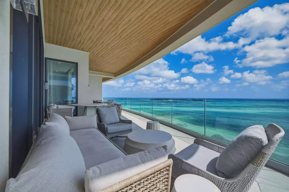 Aqualina Penthouse 1102