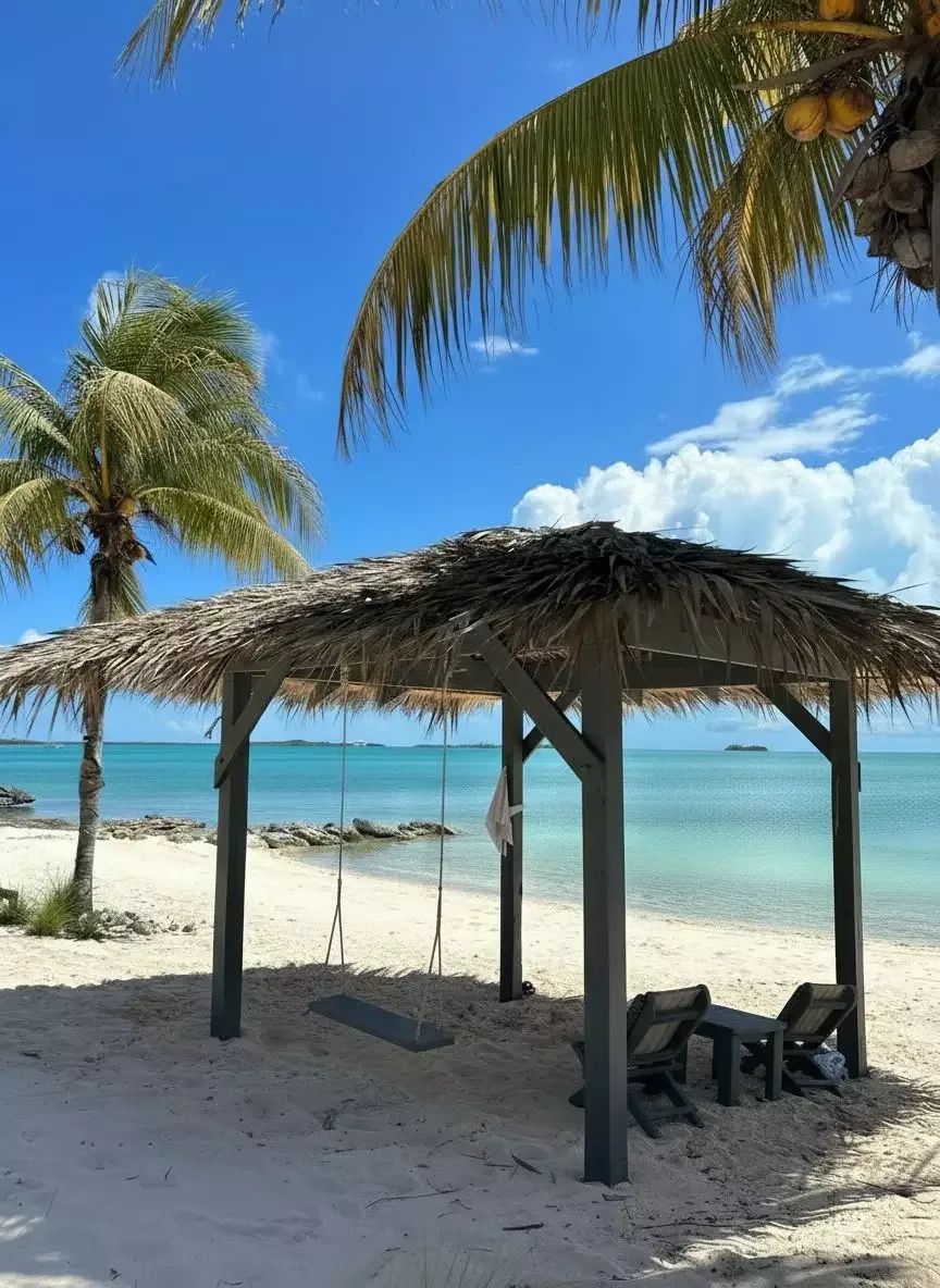 Grotto Bay for 6