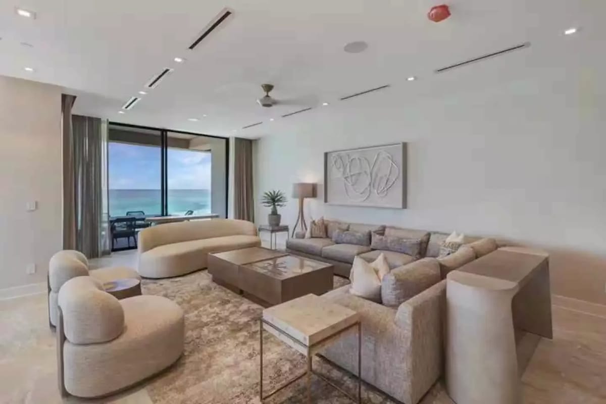 Aqualina Penthouse 1101